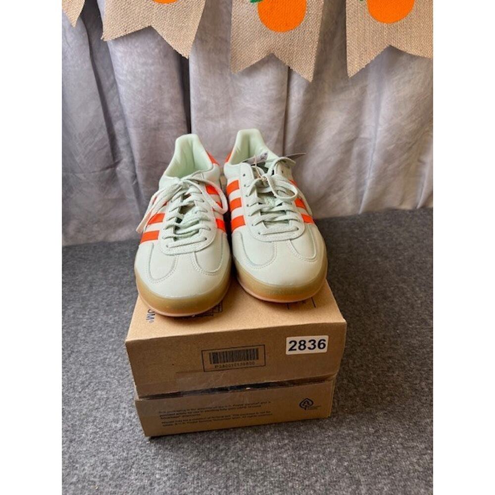Adidas Womens Gazelle Indoor Linen Green Solar Orange IF6982 Sz 10.5 - Picture 12 of 13